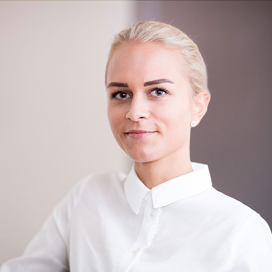 Rechtsanwaltsfachangestellte A. Martel Rechtsanwaltsfachangestellte Alisa Martel